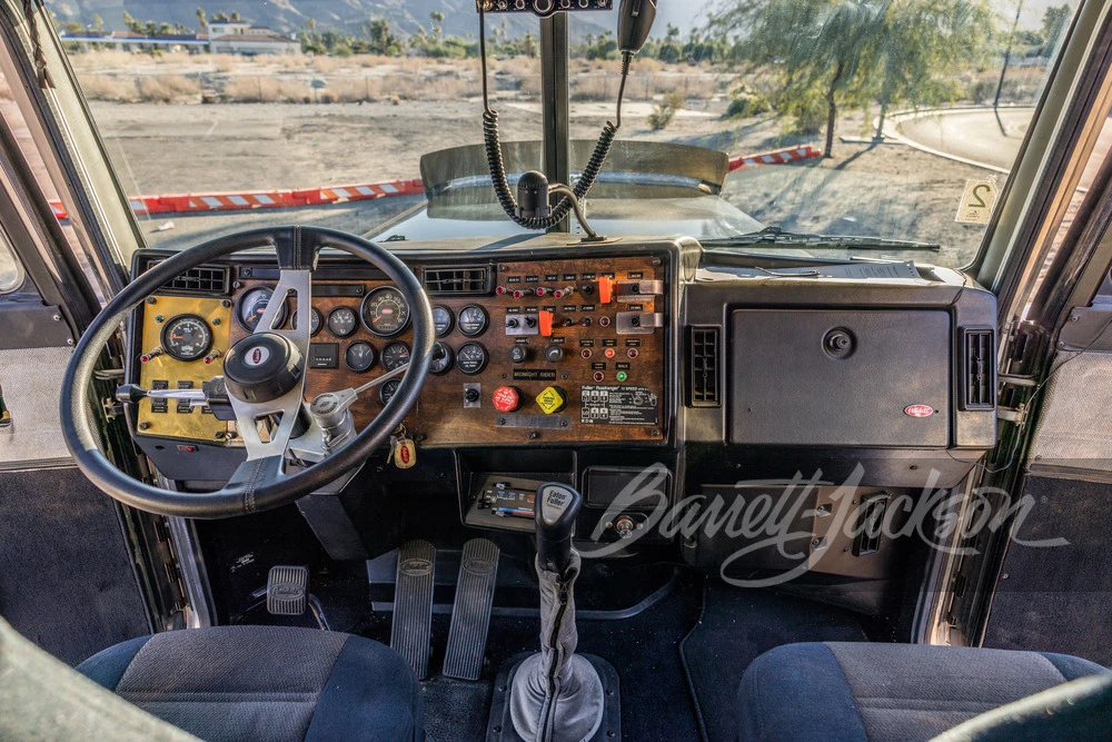 1987 Peterbilt 379 - Image 3 of 31