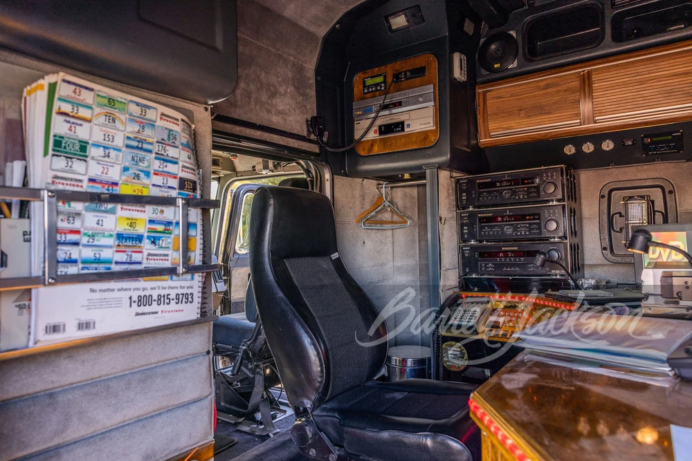 1987 Peterbilt 379 - Image 25 of 31
