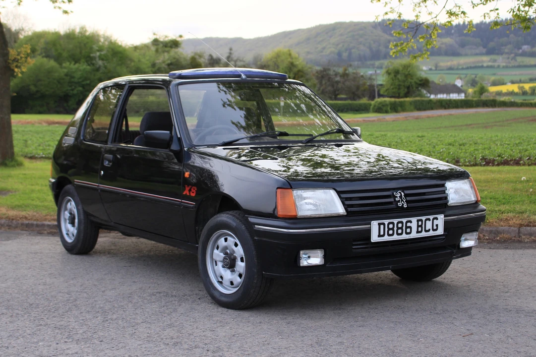 1987 Peugeot 205 - Image 2 of 2