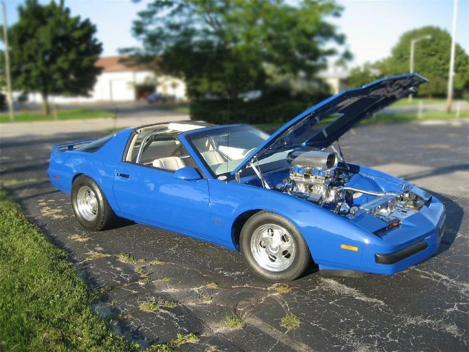 1987 Pontiac Firebird 3rd Gen - Image 5 of 5