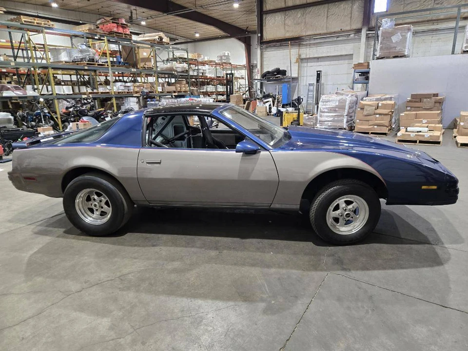 1987 Pontiac Firebird 3rd Gen - Image 3 of 7