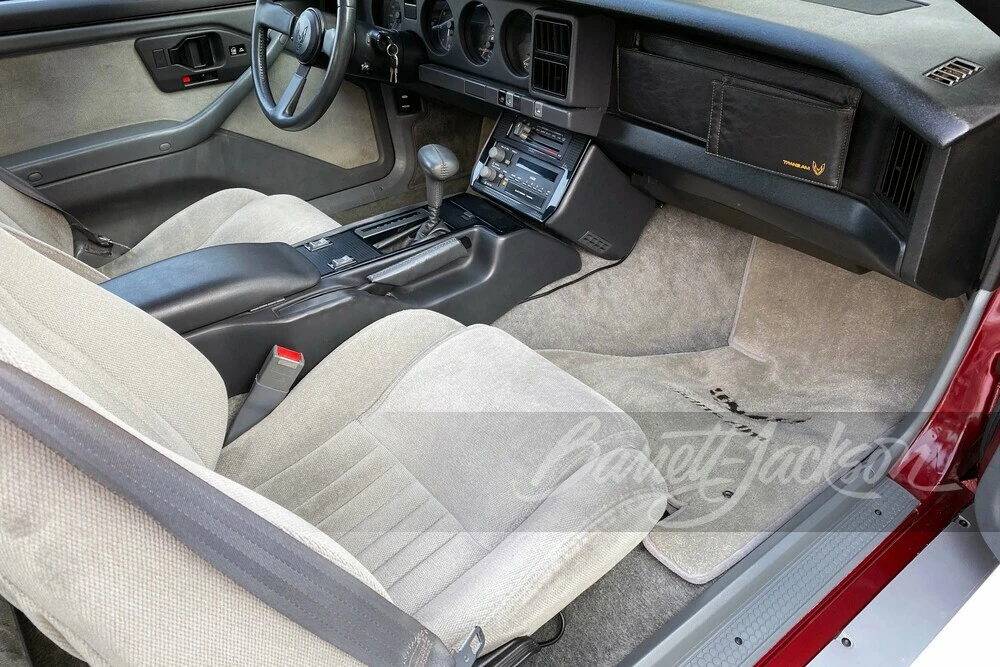1987 Pontiac Firebird Trans Am 3rd Gen - Image 3 of 5