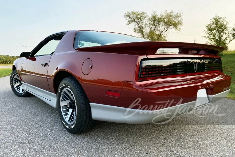1987 Pontiac Firebird Trans Am 3rd Gen - Image 4 of 5