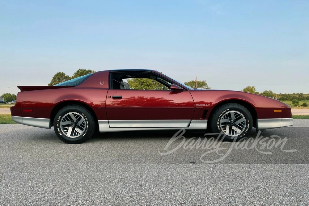 1987 Pontiac Firebird Trans Am 3rd Gen - Image 5 of 5