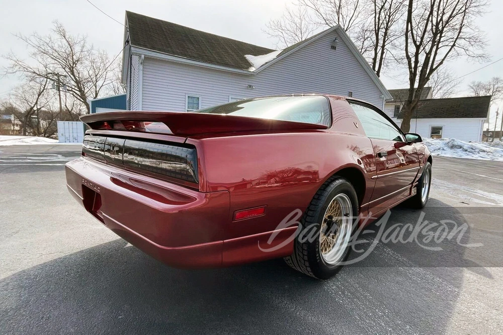 1987 Pontiac Firebird Trans Am 3rd Gen - Image 15 of 16