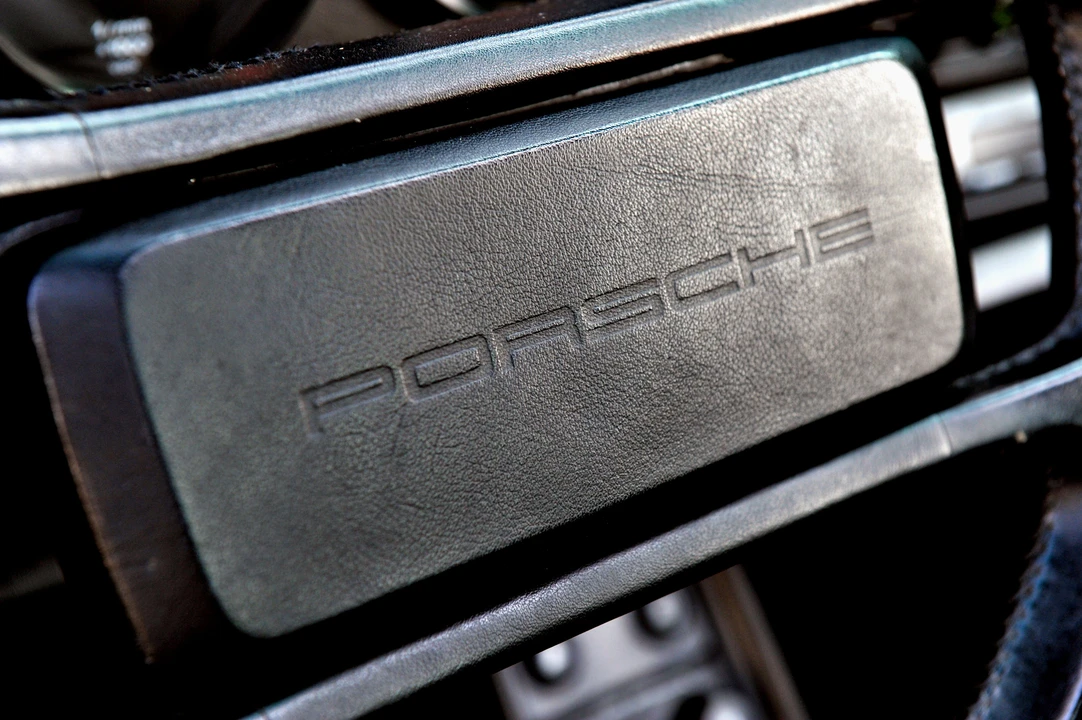 1987 Porsche 911 Carrera 3.2 - Image 21 of 31
