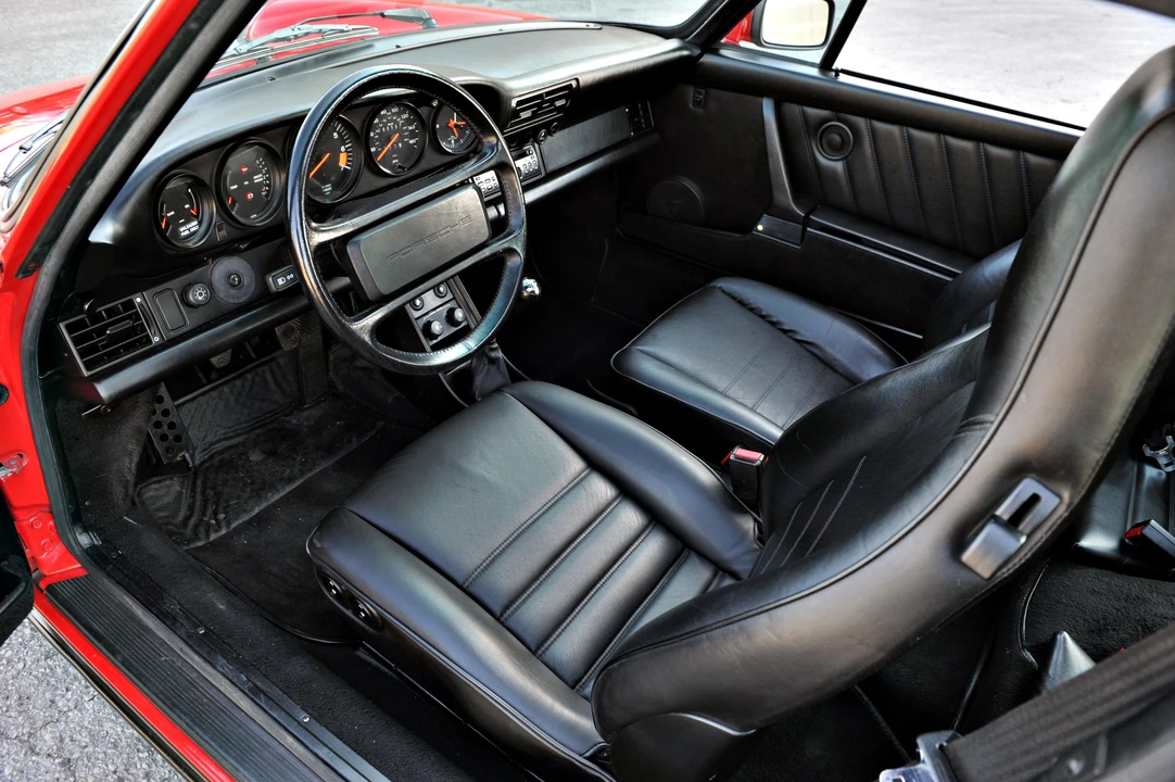 1987 Porsche 911 Carrera 3.2 - Image 24 of 31
