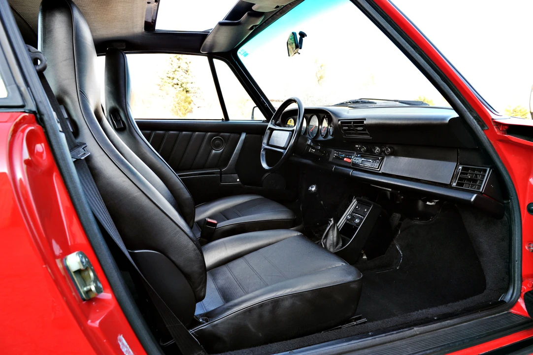 1987 Porsche 911 Carrera 3.2 - Image 14 of 31