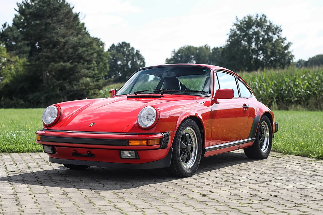 1987 Porsche 911 Carrera 3.2 - Image 2 of 31