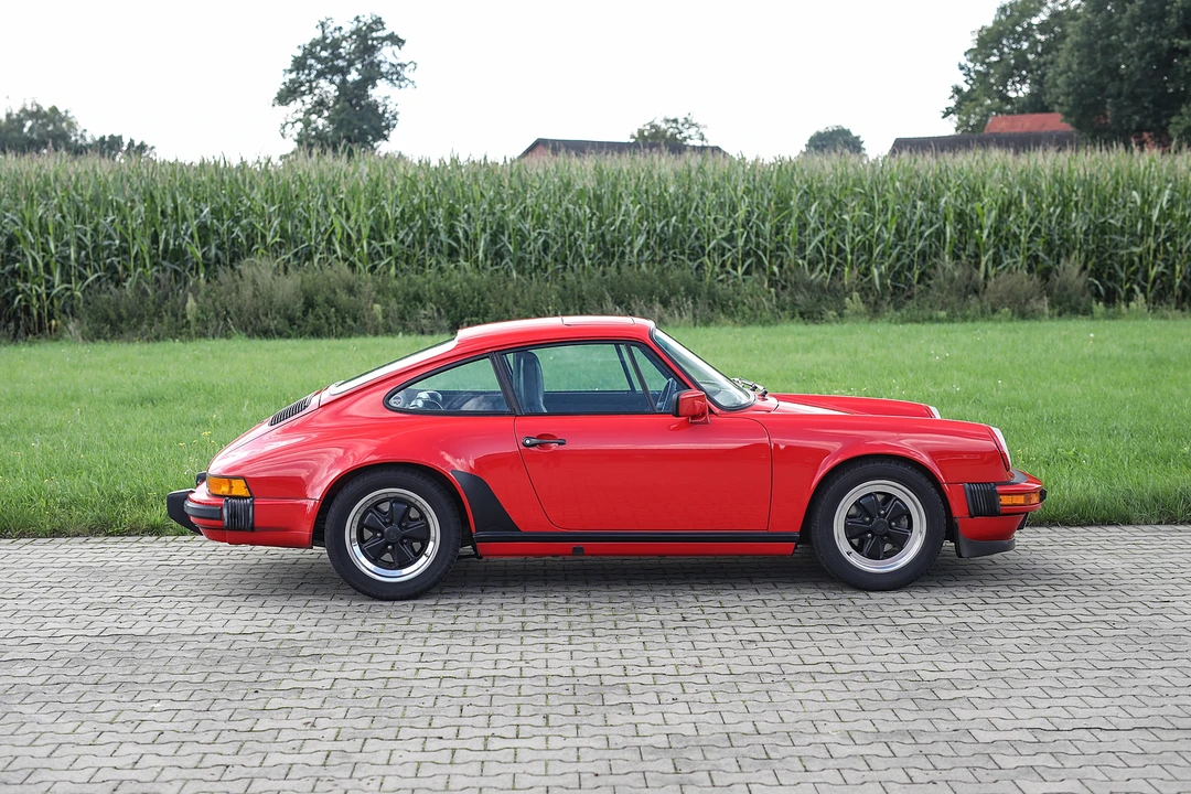 1987 Porsche 911 Carrera 3.2 - Image 27 of 31