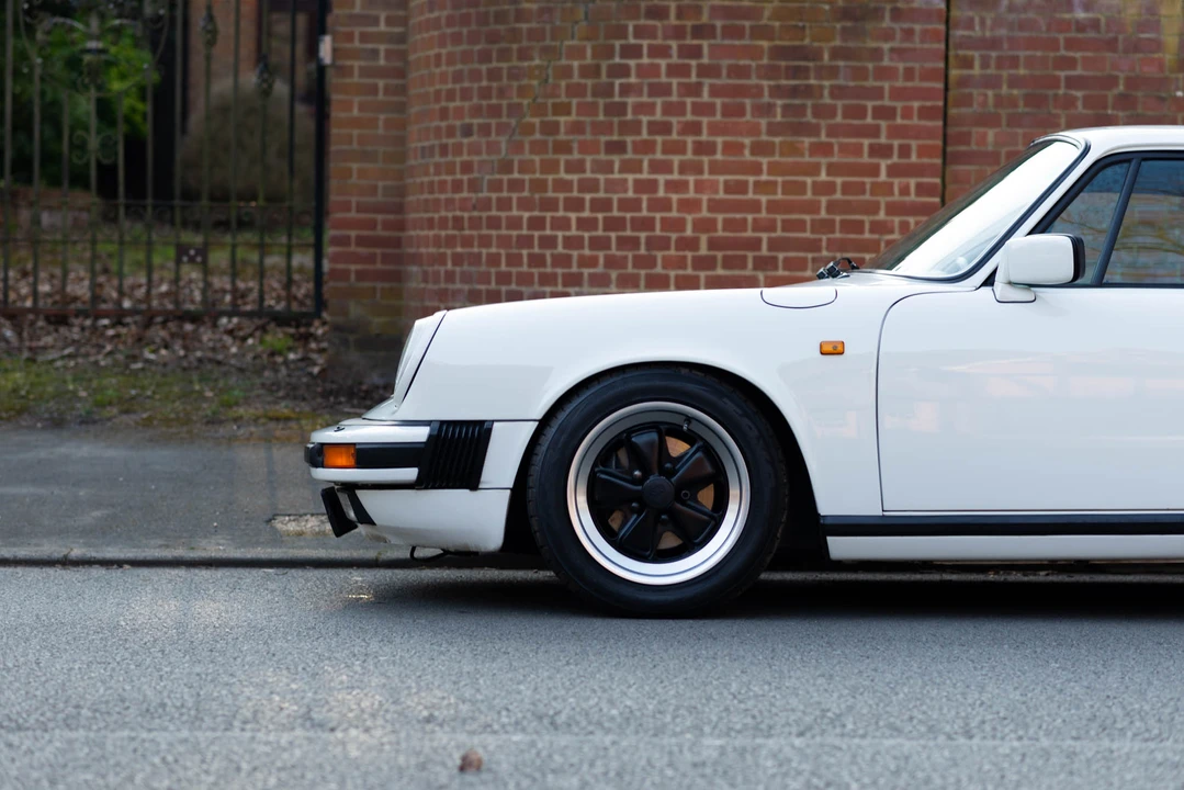 1987 Porsche 911 Carrera 3.2 - Image 14 of 31