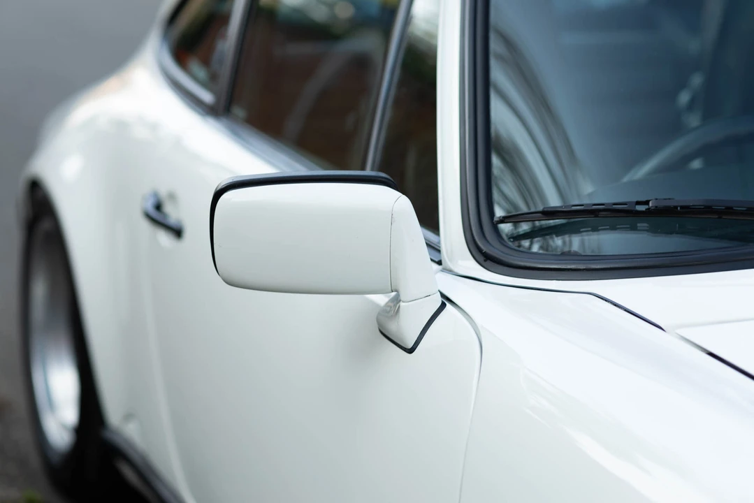 1987 Porsche 911 Carrera 3.2 - Image 19 of 31