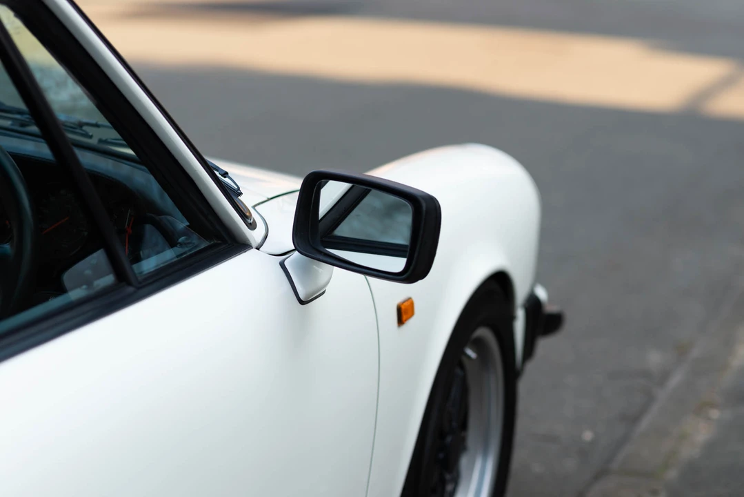 1987 Porsche 911 Carrera 3.2 - Image 20 of 31
