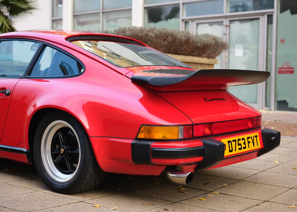 1987 Porsche 911 Carrera 3.2 - Image 30 of 31