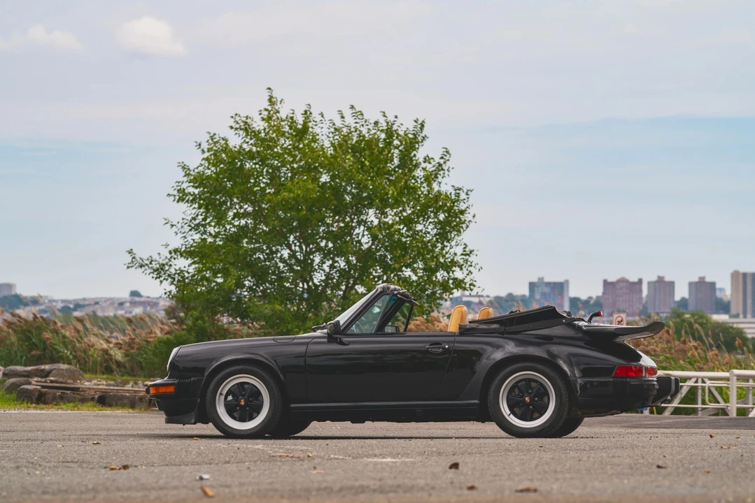 1987 Porsche 911 Carrera 3.2 - Image 9 of 16