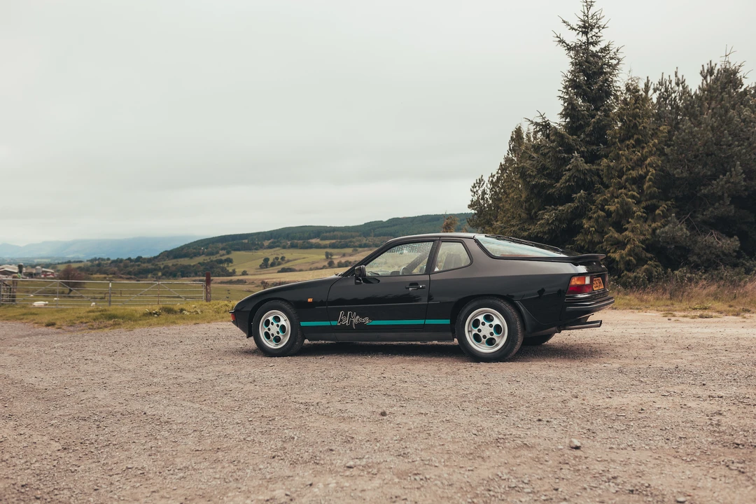 1987 Porsche 924 S - Image 9 of 31