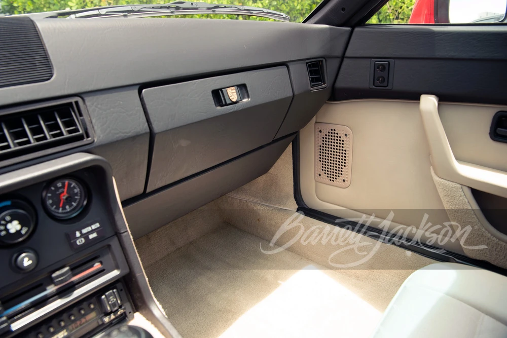 1987 Porsche 924 S - Image 4 of 25