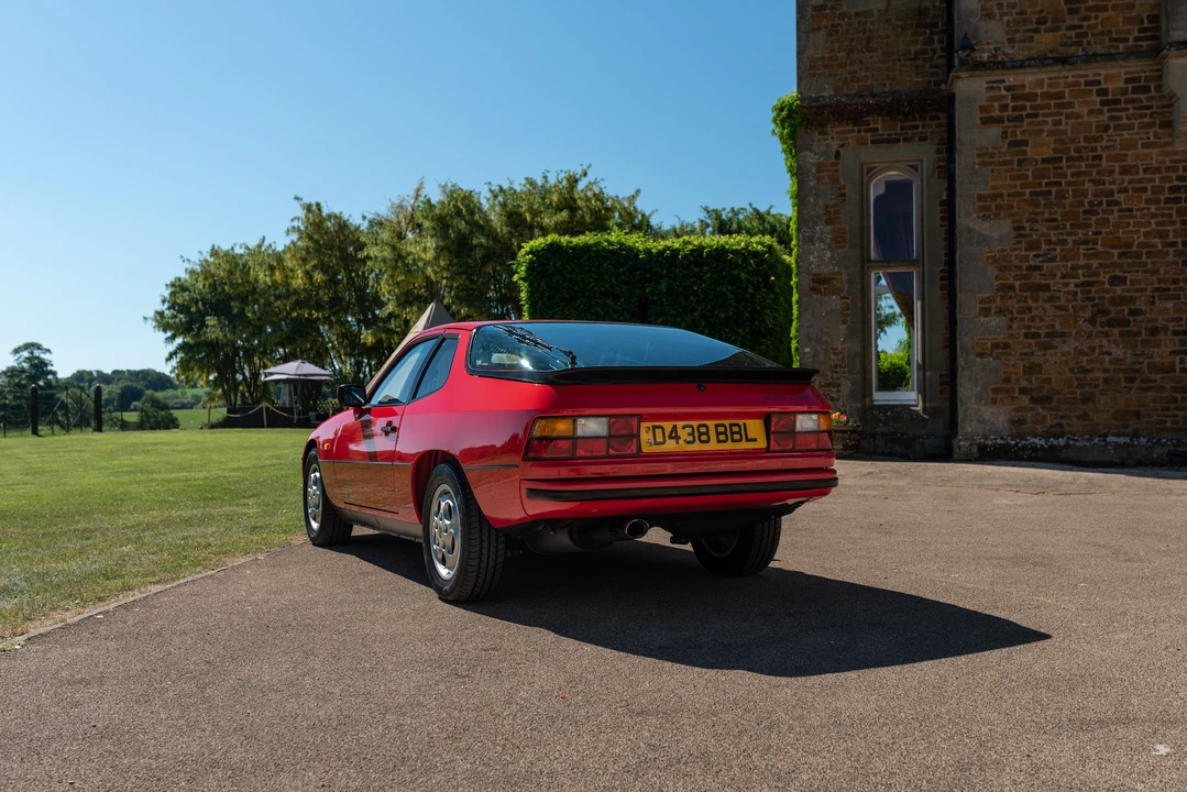 1987 Porsche 924 S - Image 7 of 31