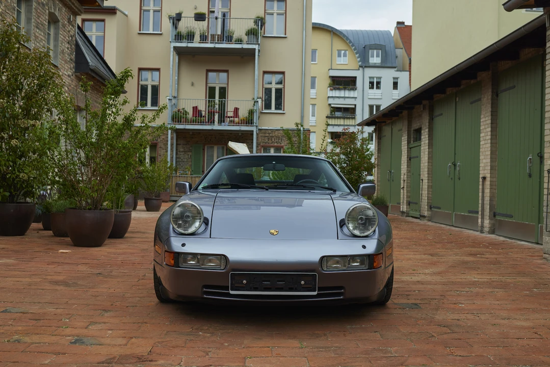 1987 Porsche 928 S4 - Image 19 of 31
