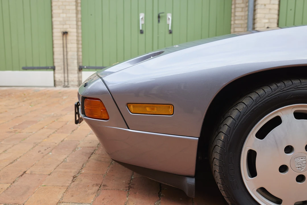 1987 Porsche 928 S4 - Image 25 of 31