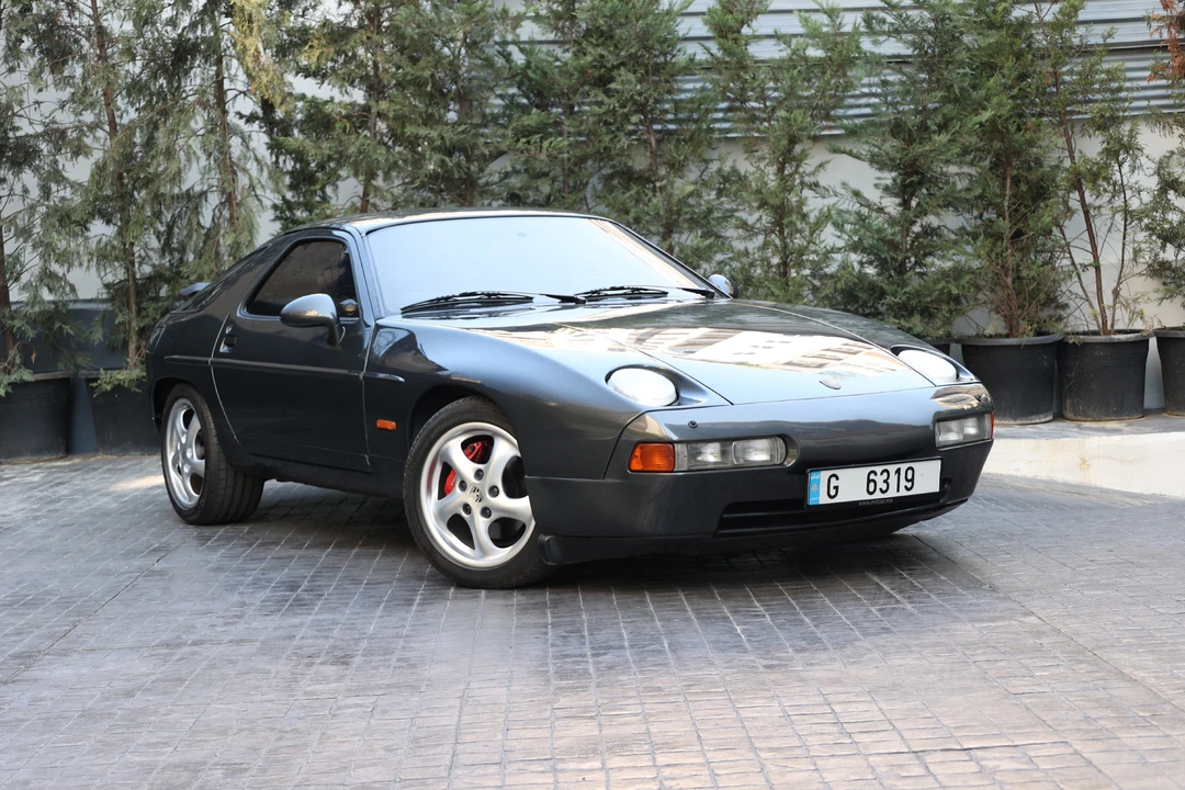 1987 Porsche 928 S4 - Image 8 of 31