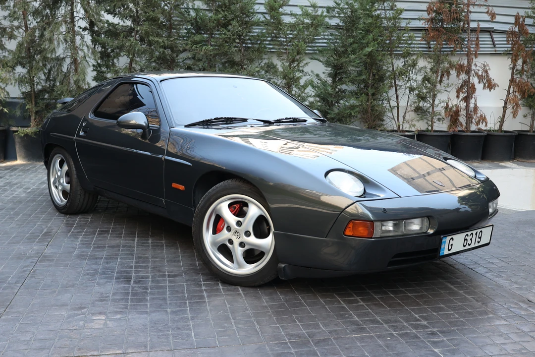 1987 Porsche 928 S4 - Image 11 of 31