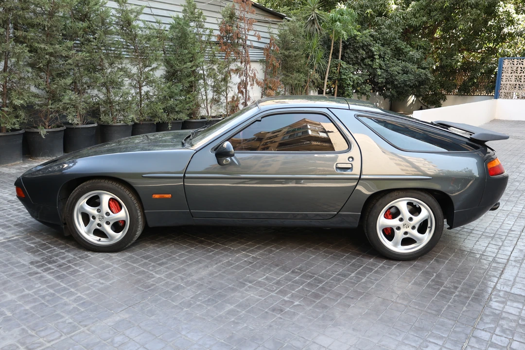 1987 Porsche 928 S4 - Image 6 of 31