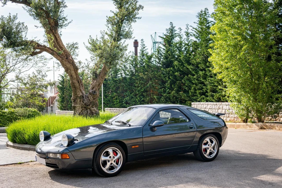 1987 Porsche 928 S4 - Image 12 of 31