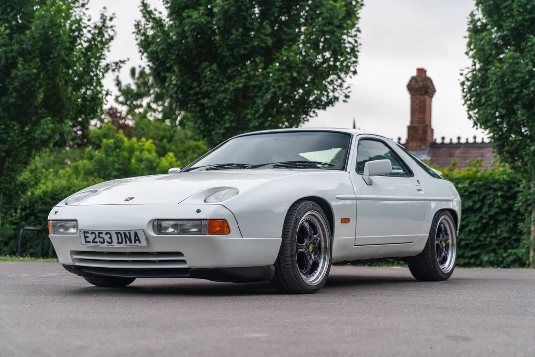1987 Porsche 928 S4 - Image 12 of 31