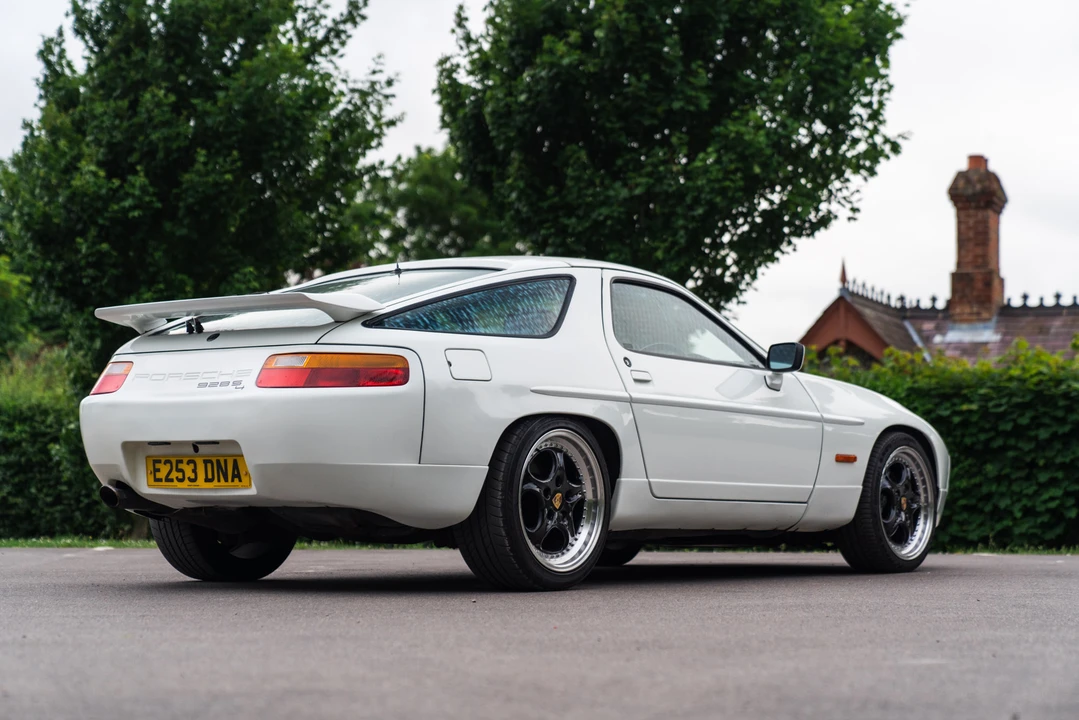 1987 Porsche 928 S4 - Image 8 of 31