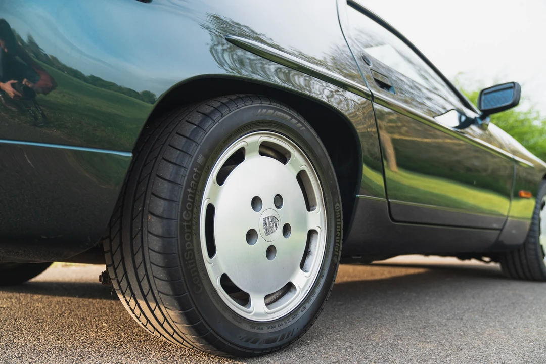 1987 Porsche 928 S4 - Image 23 of 31