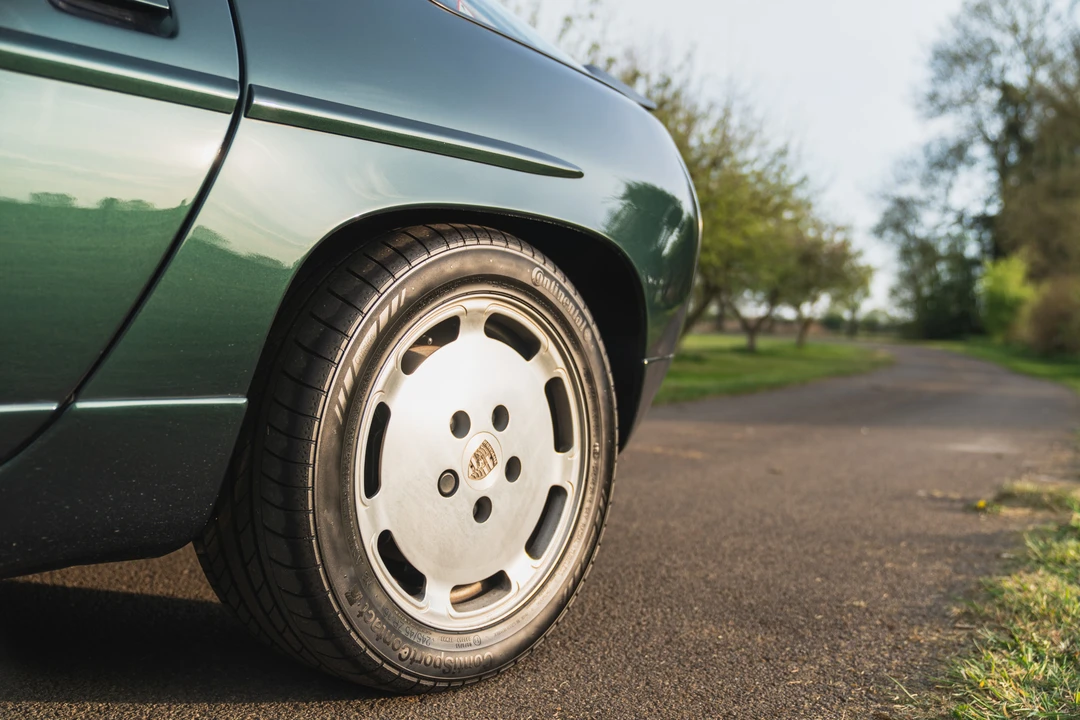 1987 Porsche 928 S4 - Image 25 of 31
