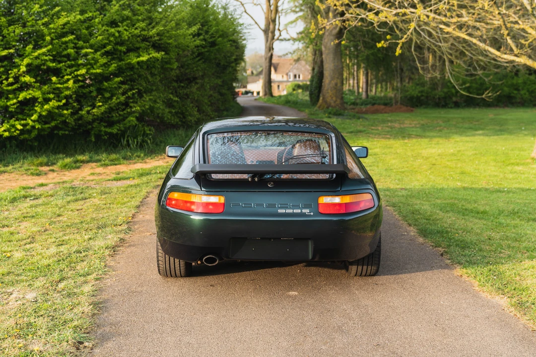 1987 Porsche 928 S4 - Image 9 of 31