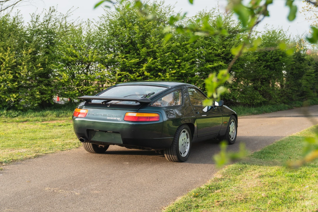 1987 Porsche 928 S4 - Image 10 of 31