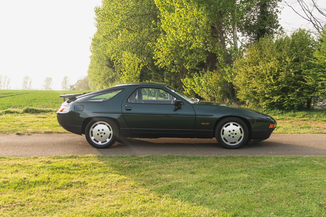 1987 Porsche 928 S4 - Image 11 of 31