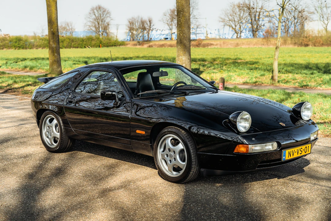 1987 Porsche 928 S4 - Image 11 of 31