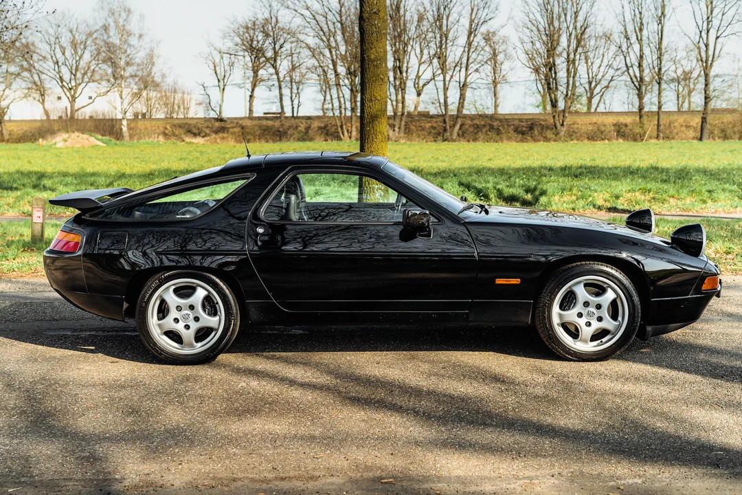 1987 Porsche 928 S4 - Image 5 of 31