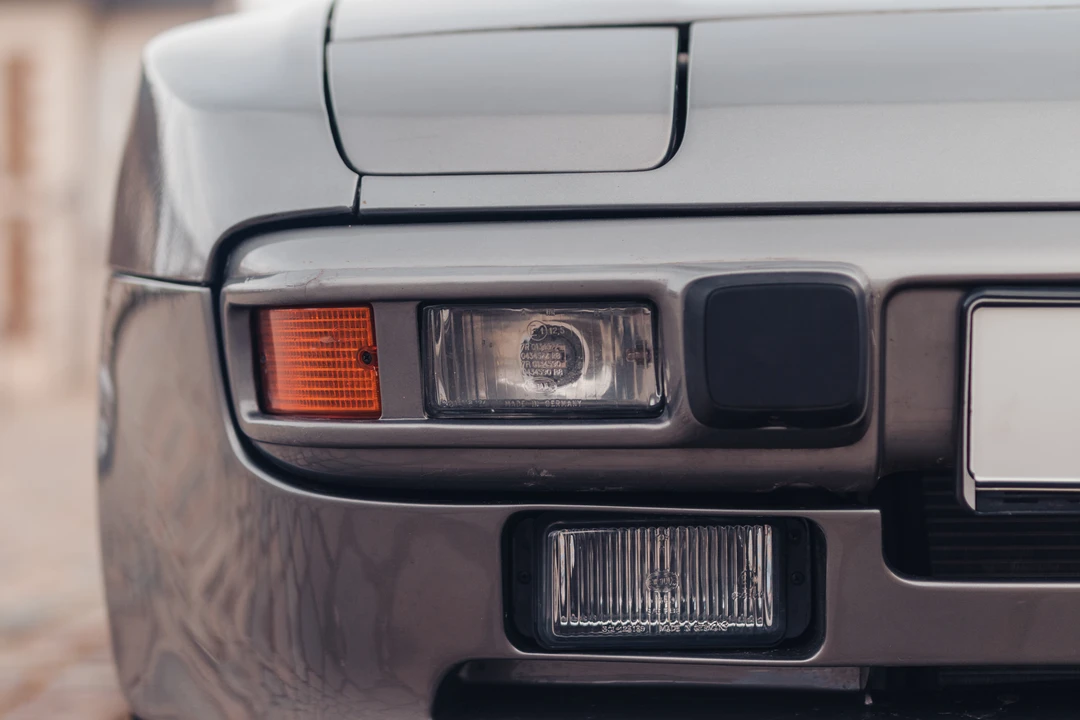 1987 Porsche 944 - Image 24 of 31