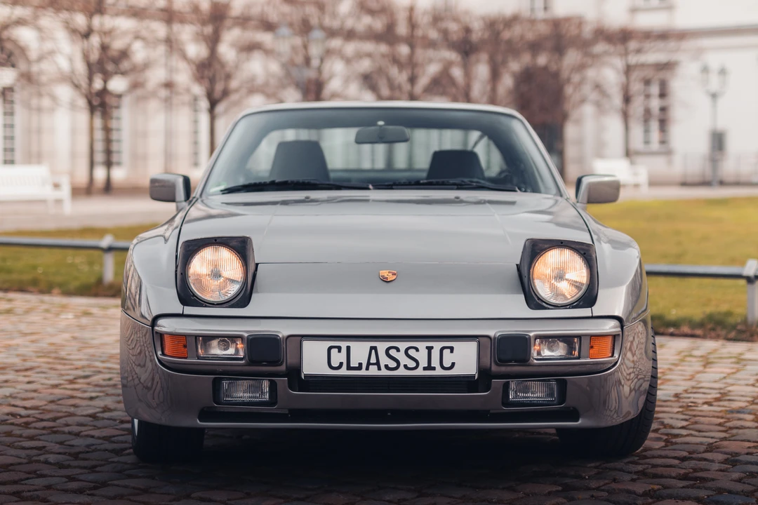 1987 Porsche 944 - Image 11 of 31