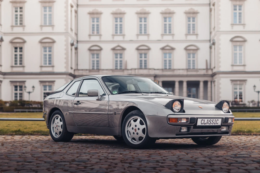 1987 Porsche 944 - Image 12 of 31