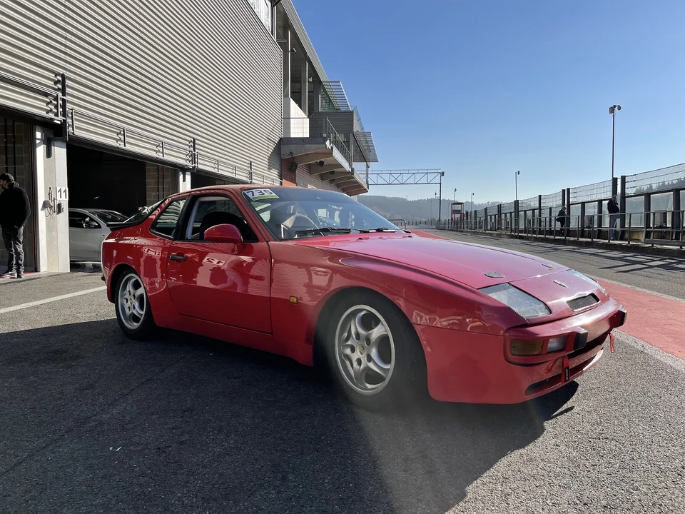 1987 Porsche 944 S2 - Image 24 of 31