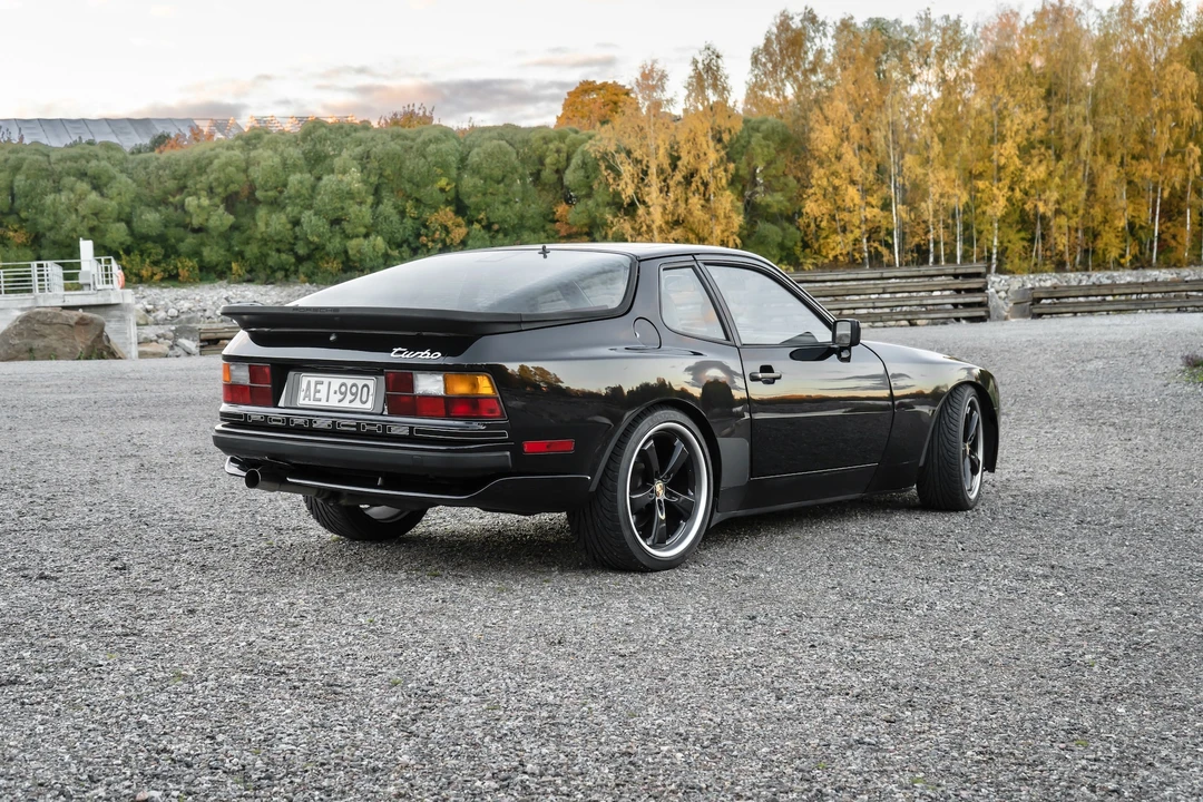 1987 Porsche 944 Turbo - Image 8 of 31