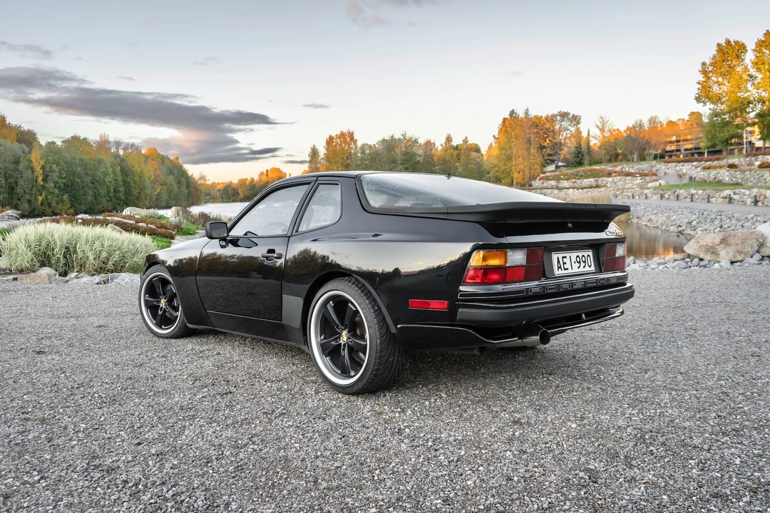 1987 Porsche 944 Turbo - Image 9 of 31