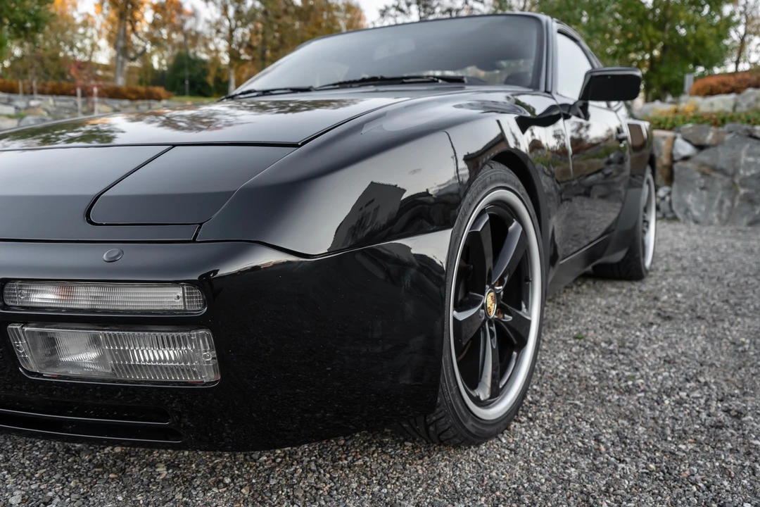 1987 Porsche 944 Turbo - Image 21 of 31