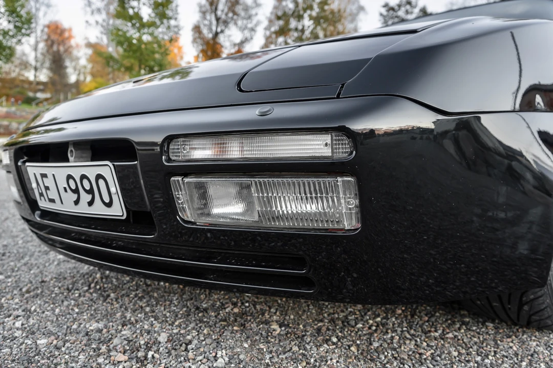 1987 Porsche 944 Turbo - Image 23 of 31