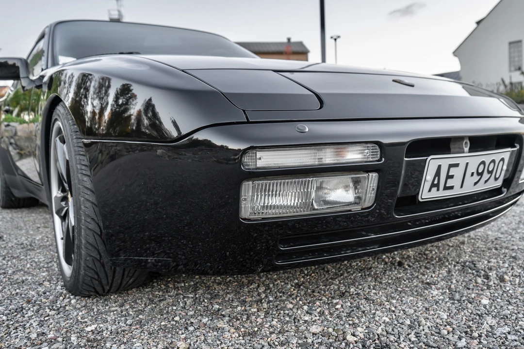 1987 Porsche 944 Turbo - Image 24 of 31