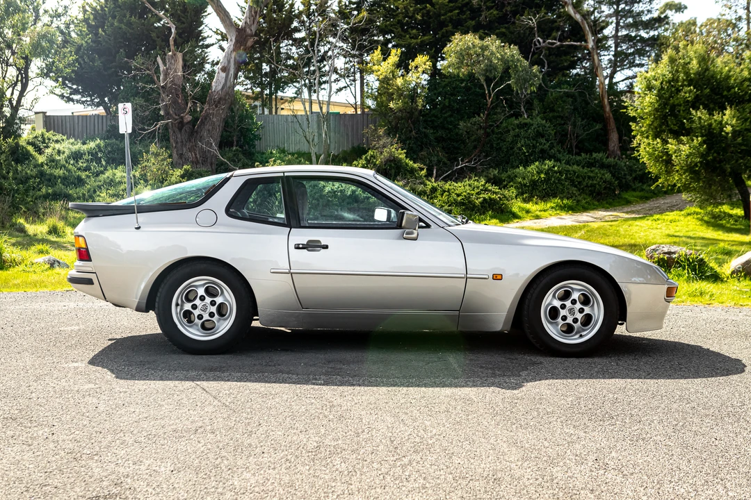1987 Porsche 944 - Image 5 of 31