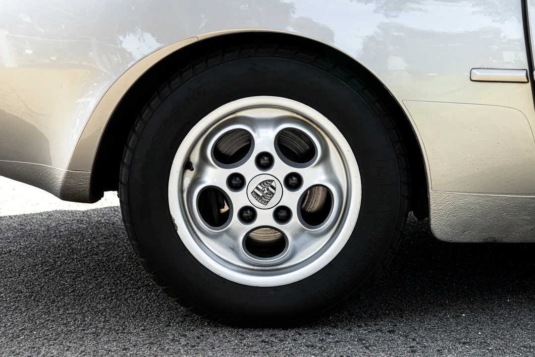 1987 Porsche 944 - Image 26 of 31