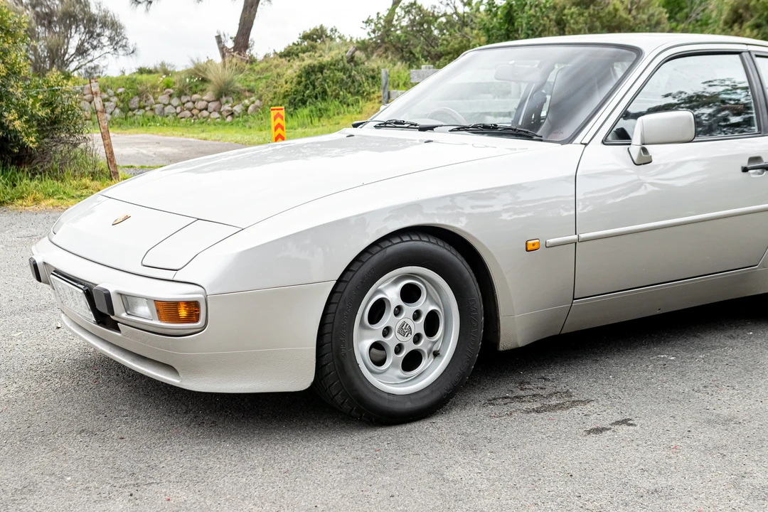 1987 Porsche 944 - Image 9 of 31