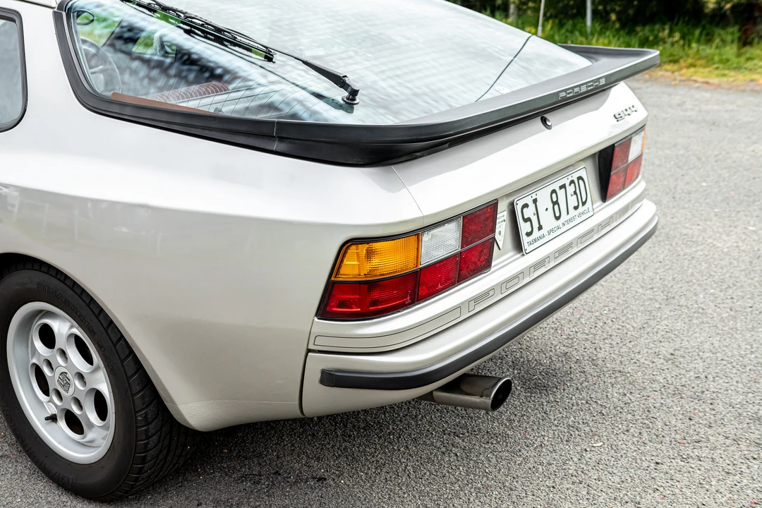 1987 Porsche 944 - Image 19 of 31